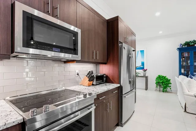 Residence photo 7