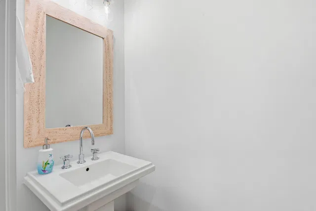 Residence photo 23