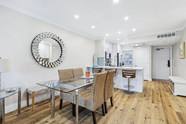 Unit 3040 photo 14