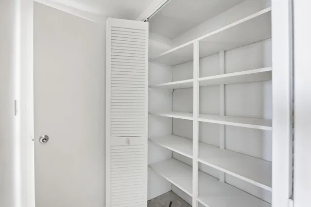  Unit 101 photo 15