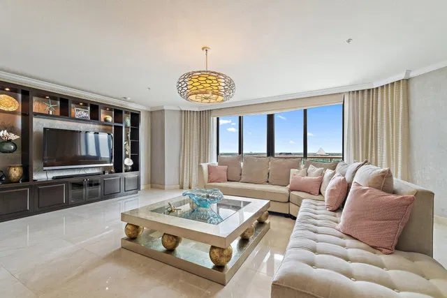 The Landmark Palm Beach Gardens Unit 1602b photo 4