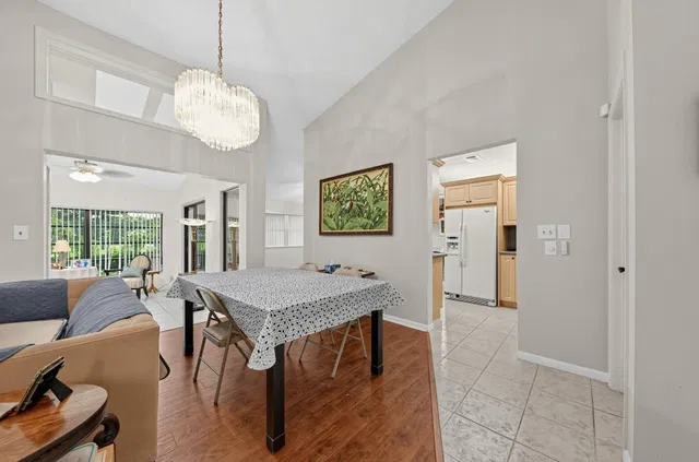Residence photo 18