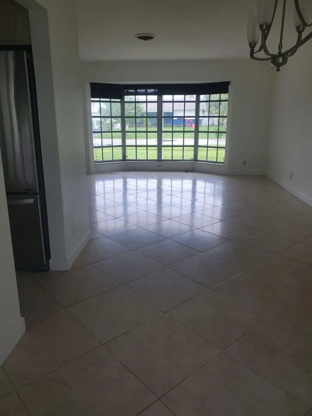  Residence photo 10