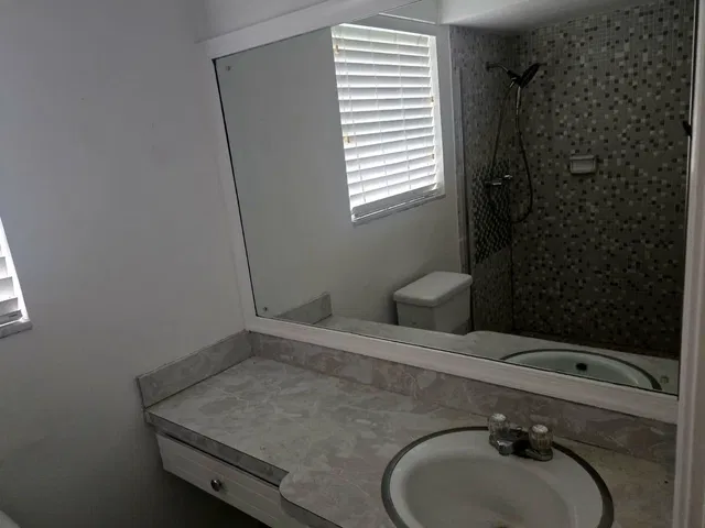  Residence photo 11