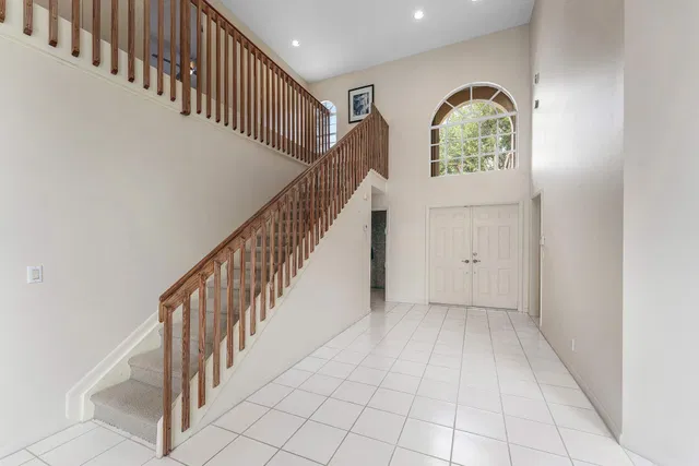  Residence photo 8