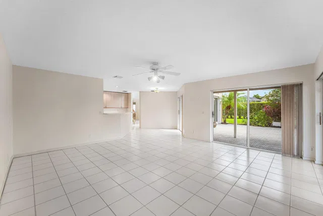  Residence photo 20
