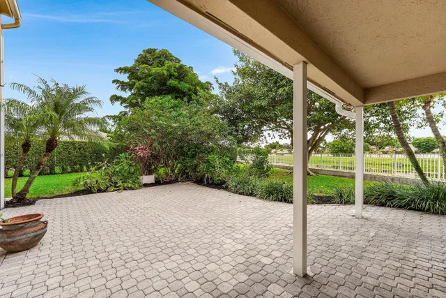  Residence photo 23
