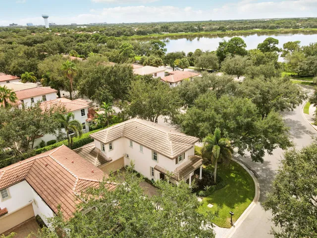Evergrene Palm Beach Gardens Residence photo 34