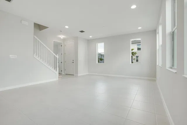  Residence photo 15