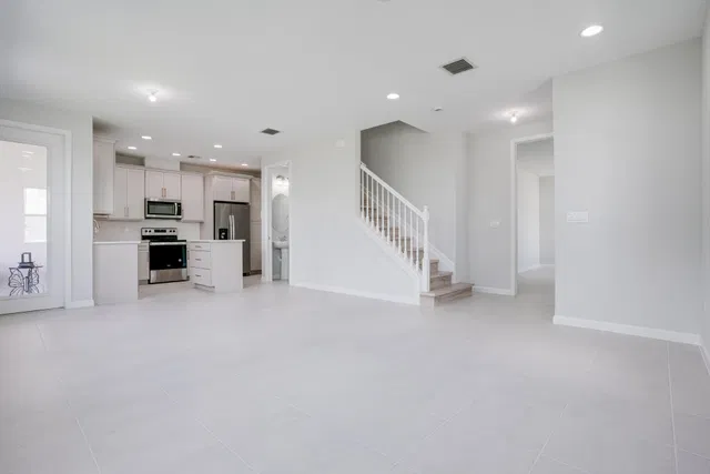  Residence photo 17