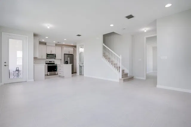  Residence photo 18