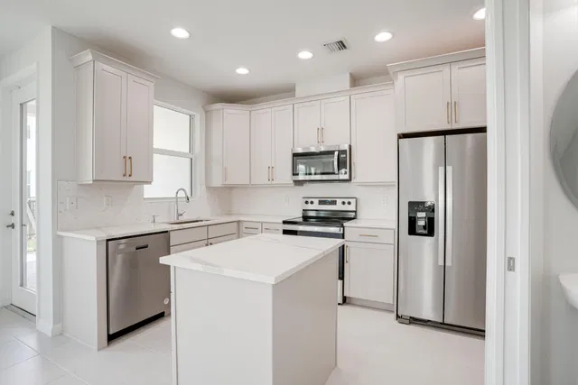  Residence photo 28