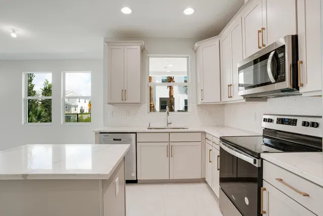  Residence photo 32