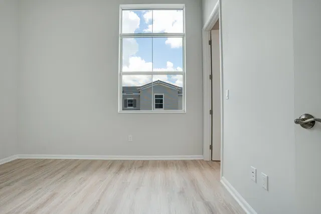  Residence photo 62