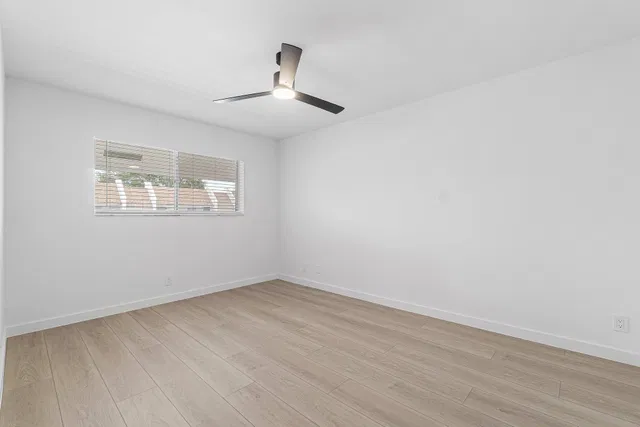 Unit 2080 photo 21