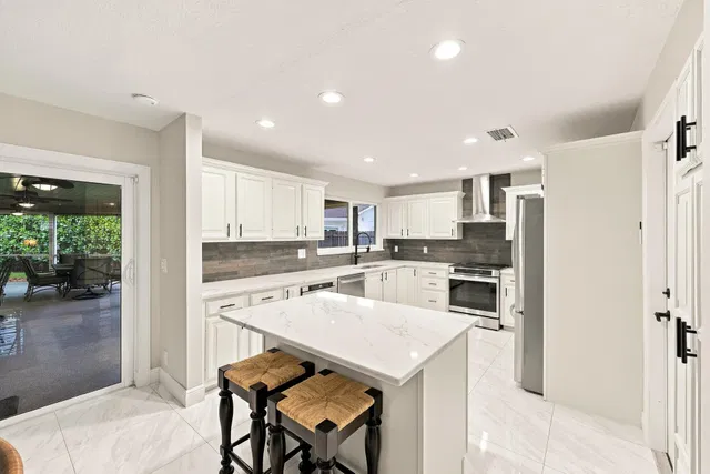 Residence photo 8