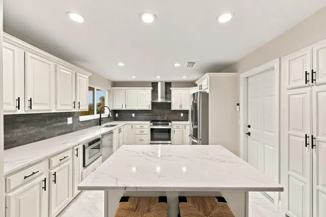 Residence photo 9
