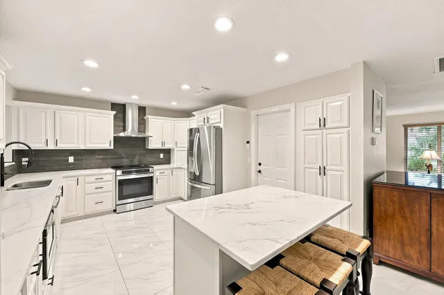 Residence photo 10