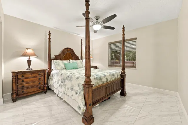 Residence photo 36