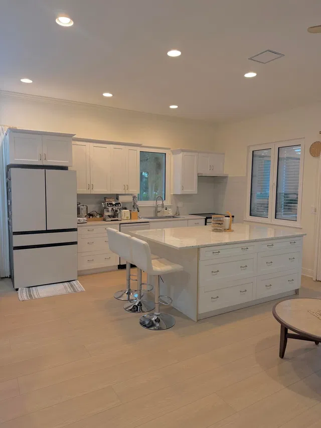 Residence photo 2