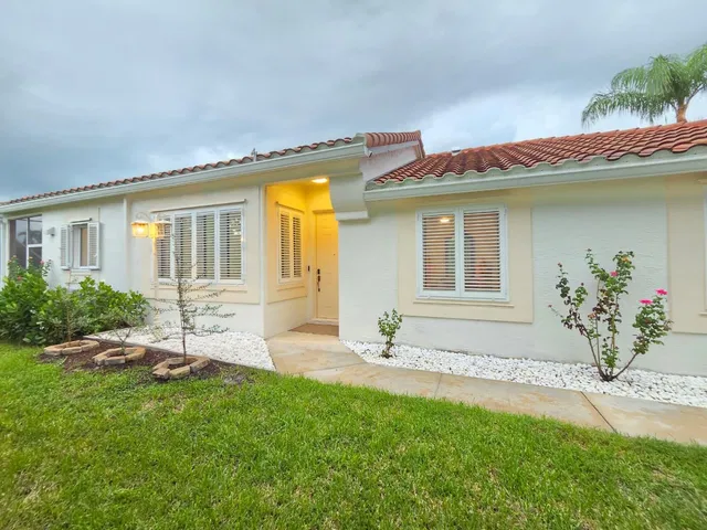 Residence photo 16