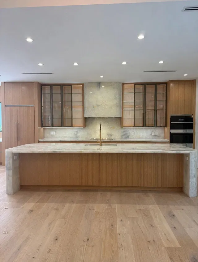 Residence photo 2