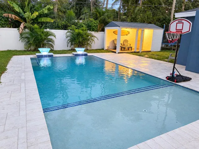  Residence photo 4