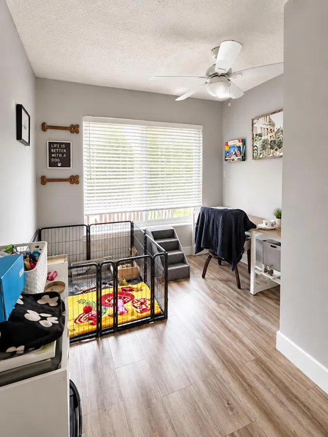  Residence photo 17