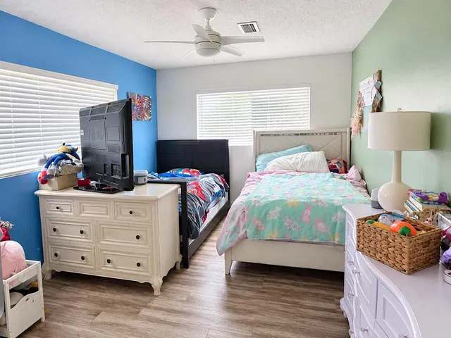  Residence photo 18
