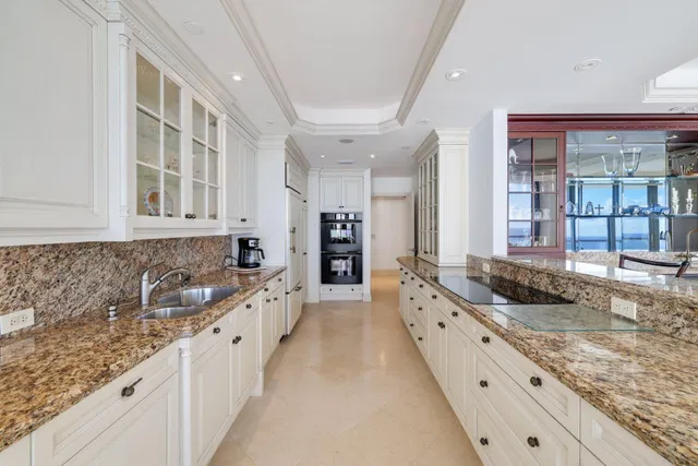  Unit 1502 photo 15