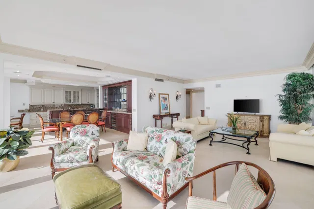  Unit 1502 photo 24