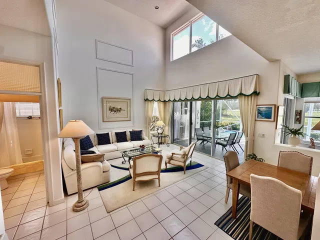 PGA National Palm Beach Gardens Residence photo 17