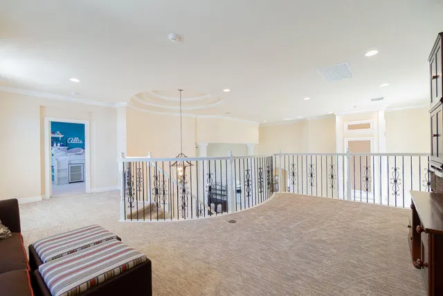 Residence photo 14