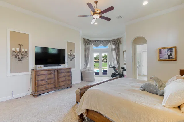 Residence photo 33