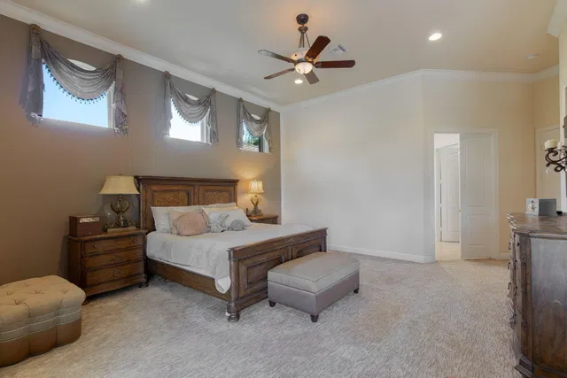 Residence photo 34