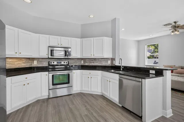 Residence photo 14