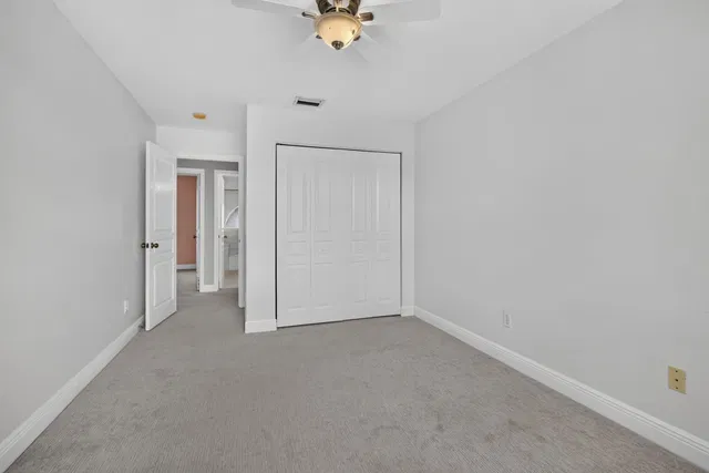 Residence photo 24