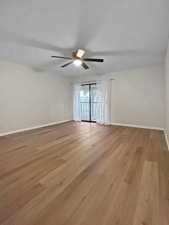  Unit 107 photo 8