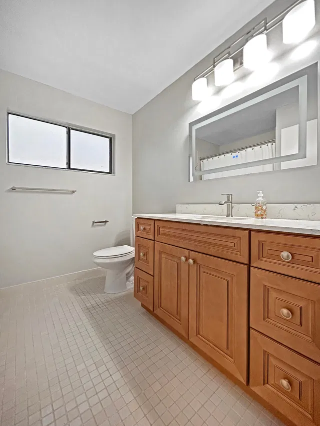  Unit 107 photo 12