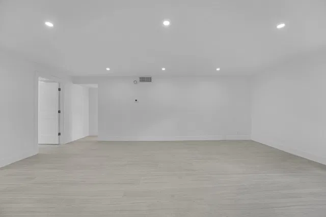 Residence photo 16