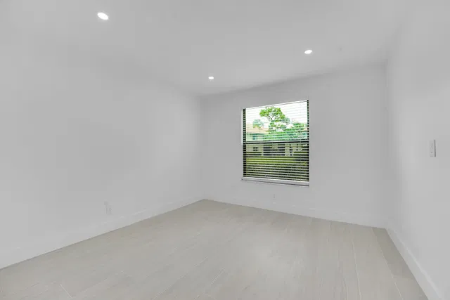 Residence photo 20