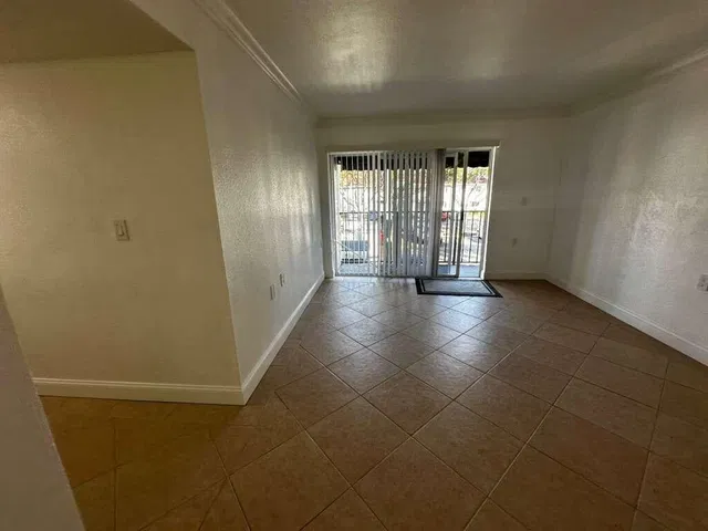 Residence photo 11