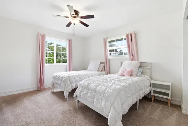 Residence photo 15