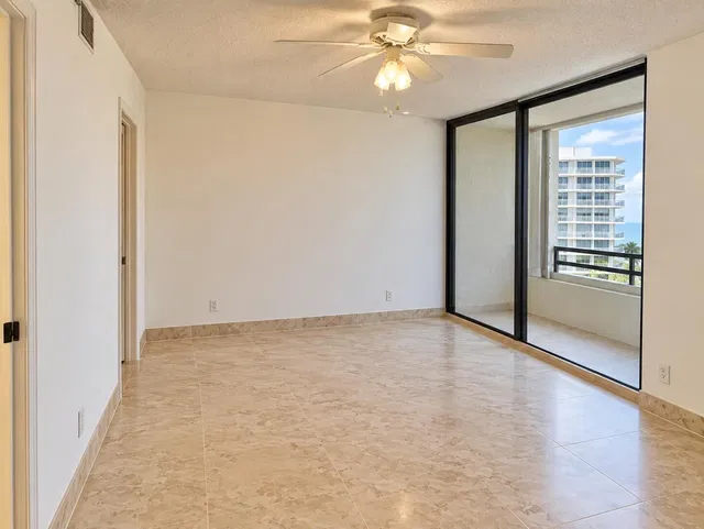 South Palm Beach Unit 506 photo 9