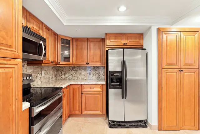 South Palm Beach Unit 506 photo 12