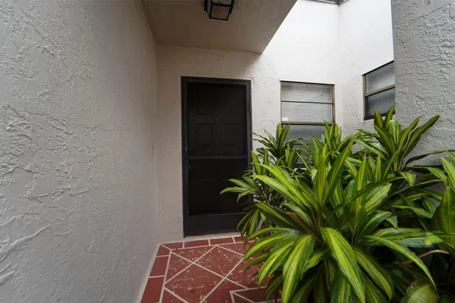 Residence photo 20