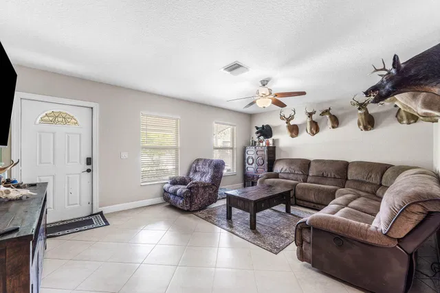 Residence photo 11