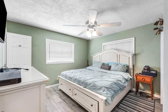 Residence photo 19