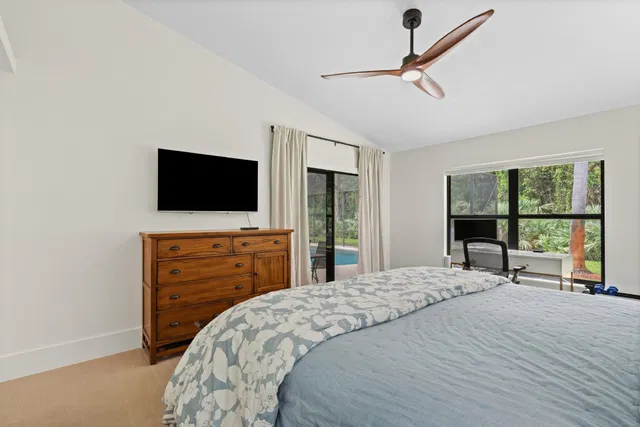 Residence photo 18
