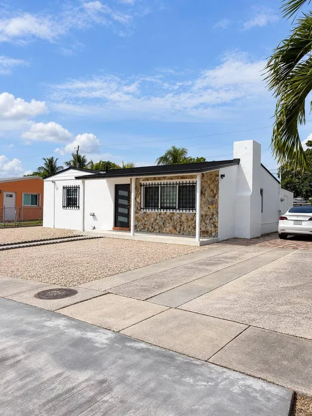 Residence photo 4